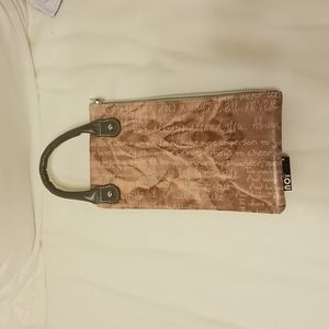 Noi-Noi clutch bag
